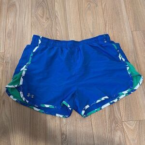 Under armour women’s athletic shorts size small blue and green